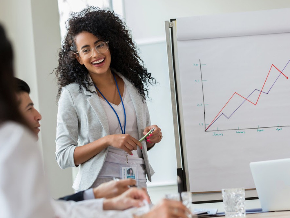 Como comparar dados de vendas entre franquias e lojas da rede? Quais os benefícios para a empresa?